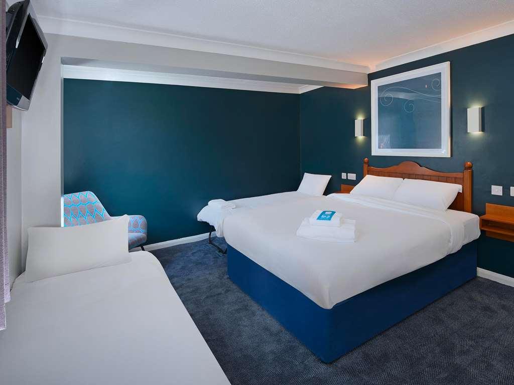 Travelodge Redhill Редхилл Номер фото