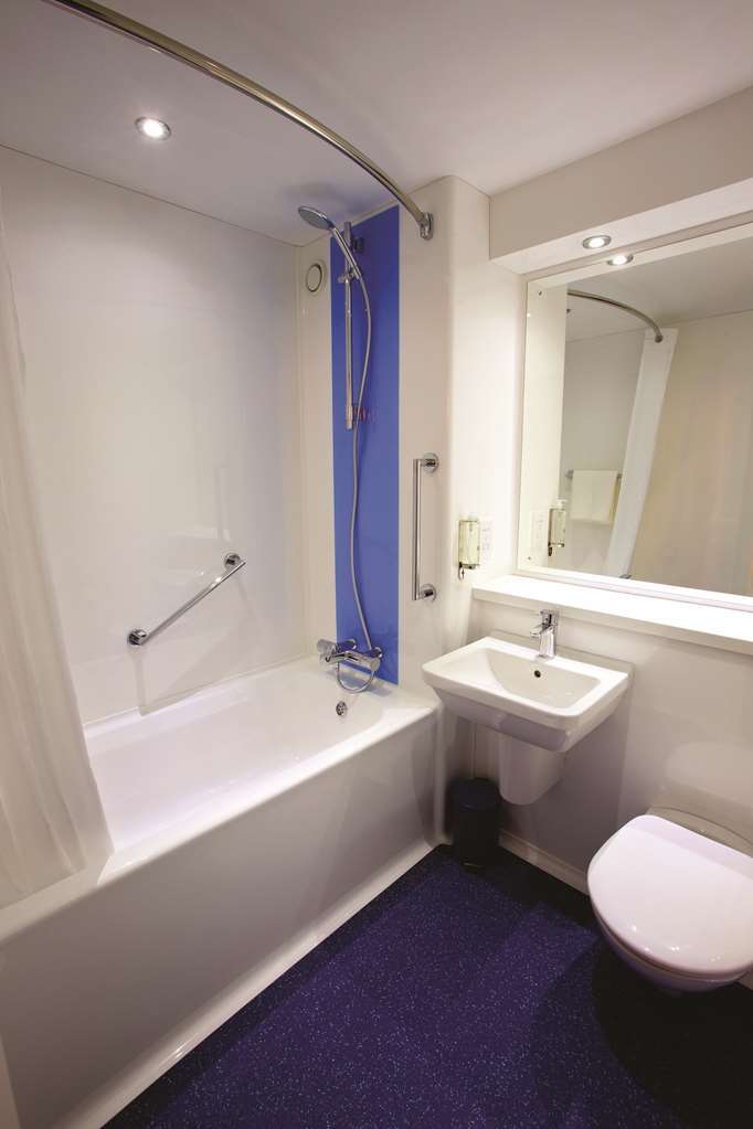 Travelodge Redhill Редхилл Номер фото